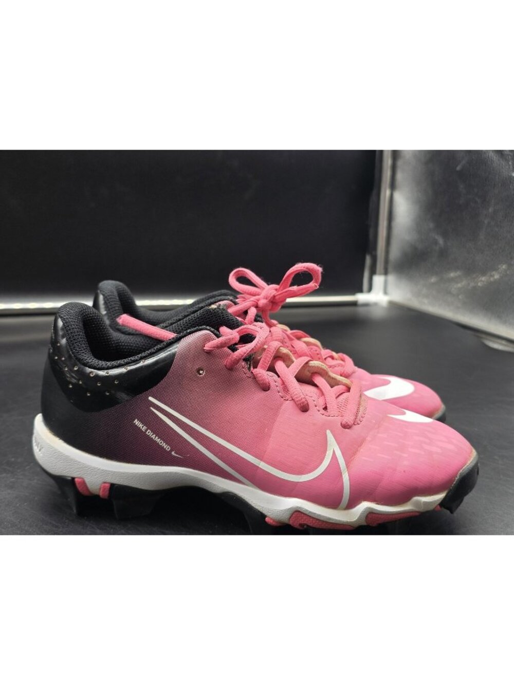 Nike Shoes Youth 2Y Pink Hyperdiamond 4 Softball Cleats CZ5919-610 Damage Stains
